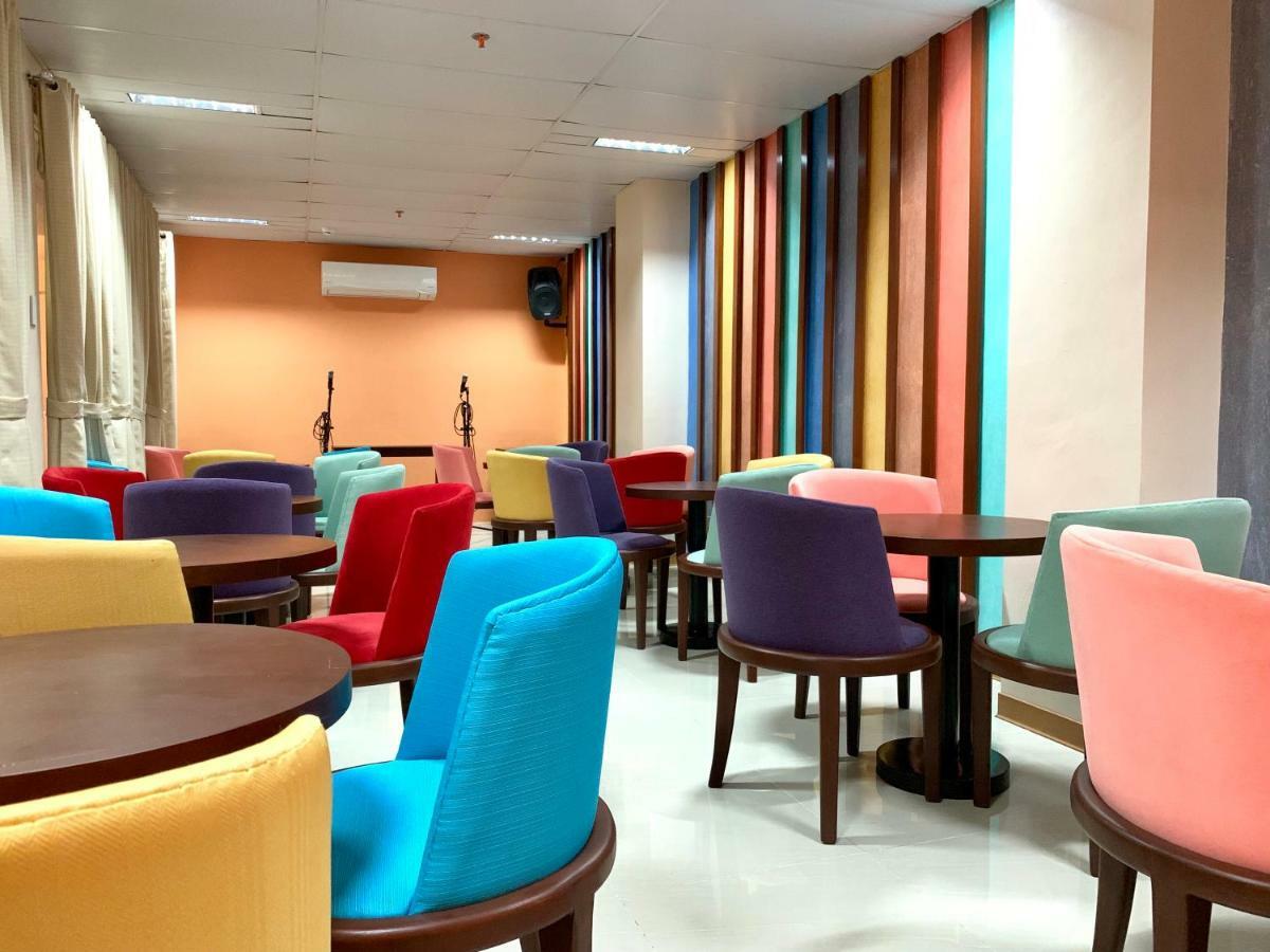 Davao Persimmon Suites Zewnętrze zdjęcie